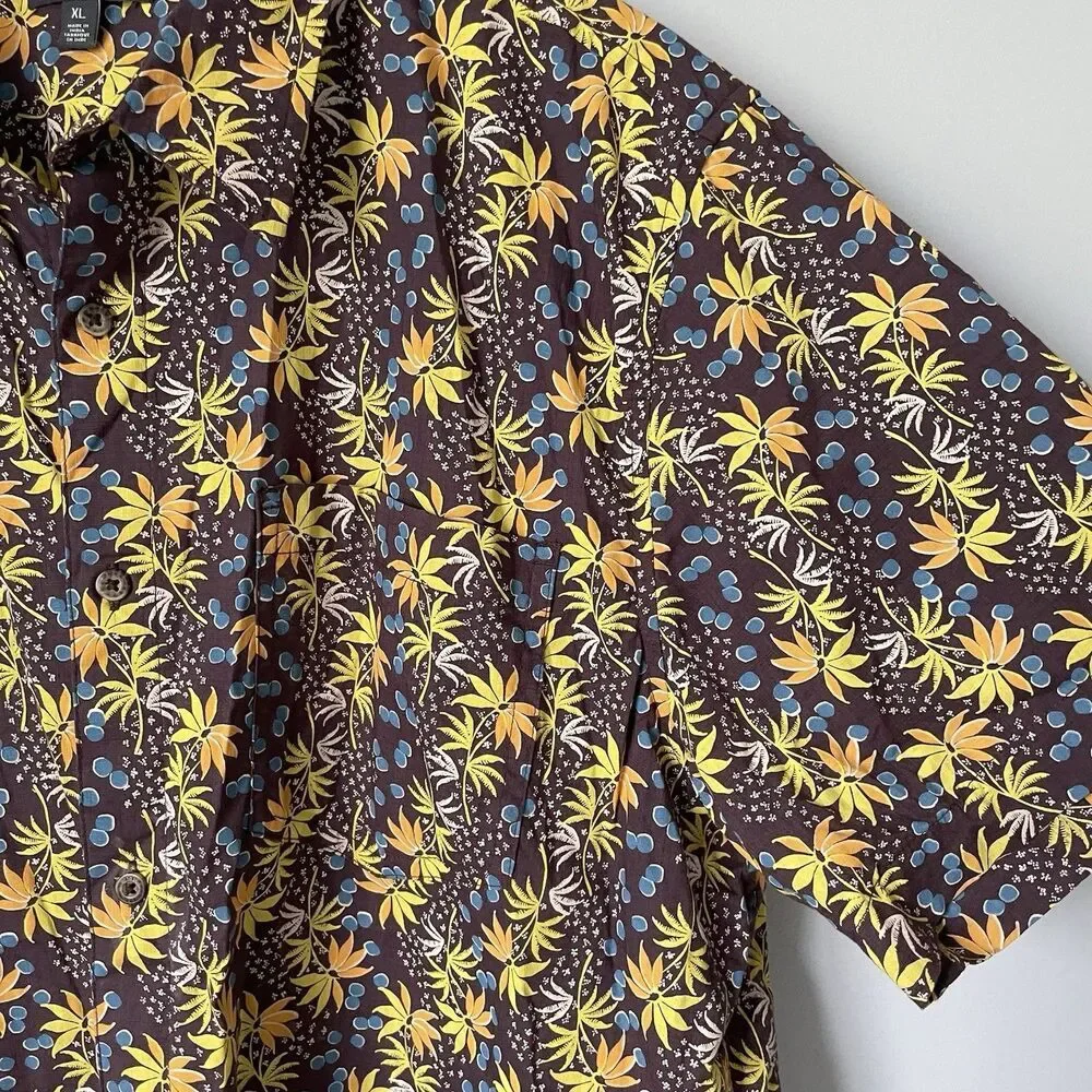 Toad&Co. Button Down Shirt Top Tropical Print Relaxed Fit Gorpcore Men's Size XL